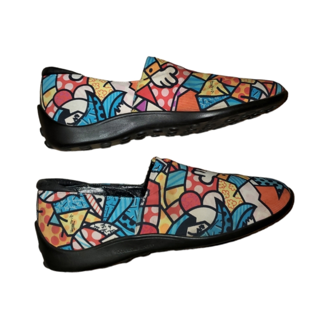 Donald J Pliner Sport Natava Pop Art 11